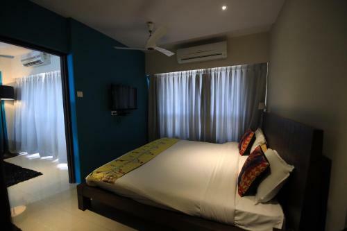 Bed & Breakfast Landmark Suites Bollywood Design Hotel