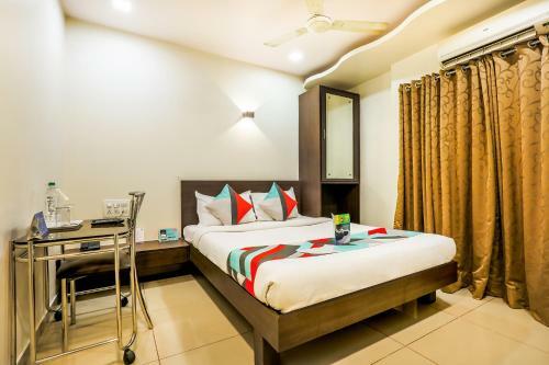 Hotel Fabexpress Adore Inn