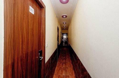 Hotel Oyo 28751 Aadya International
