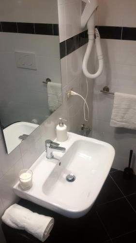 B&B Foroni 29