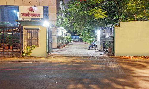 Hotel Treebo Trend Bandra Apartments