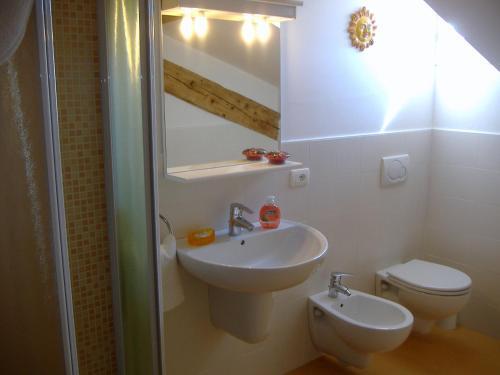 Hostal Edo Guesthouse