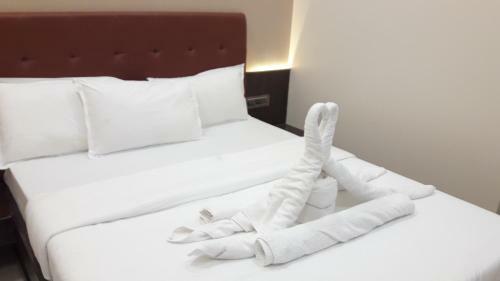 Hotel Shine Hospitality Empire