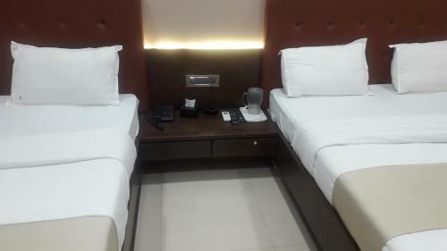 Hotel Shine Hospitality Empire