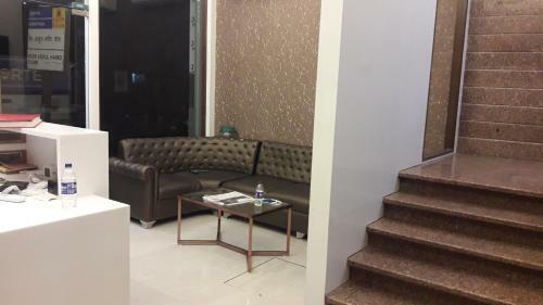 Hotel Shine Hospitality Empire