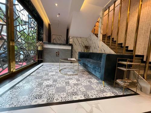 Rich Hotel Mumbai