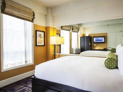 Harbor Court Hotel