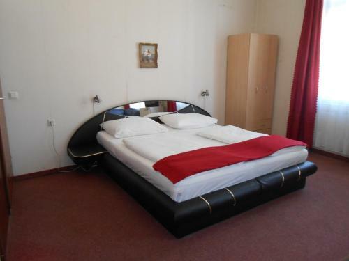 Hostal Hotel Pension Adria