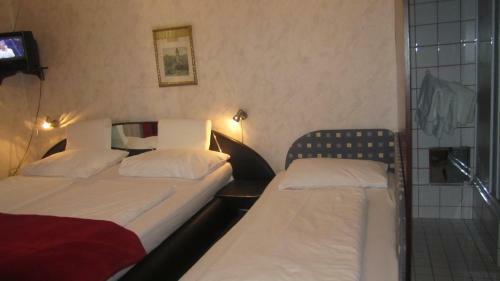 Hostal Hotel Pension Adria
