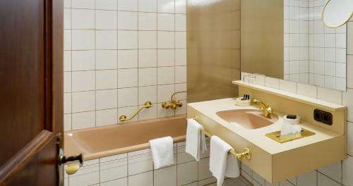 Schlosshotel D�rflinger