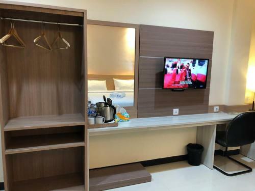 Lcr Hotel