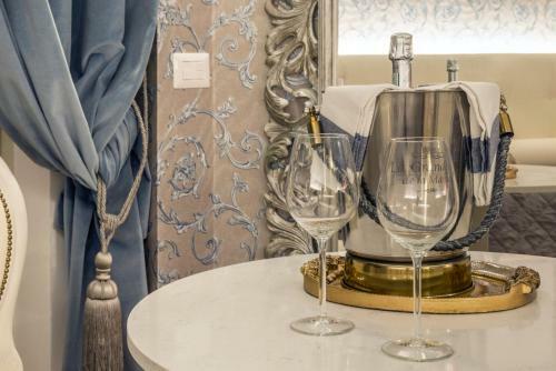 Hostal Olympus Verona Relais - Royal Solution