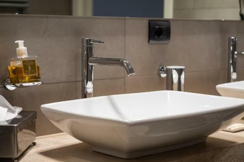 Hostal La Nuova Corte Rooms