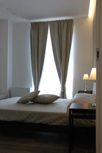 Calla, Calluna & Gardenia Apartments