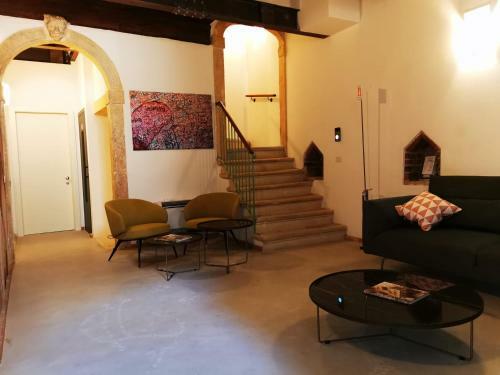 Hostal Palazzo Di Giulietta Qr Code Access