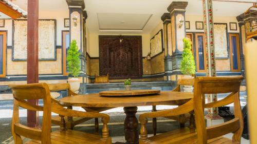 Hostal Cakra House