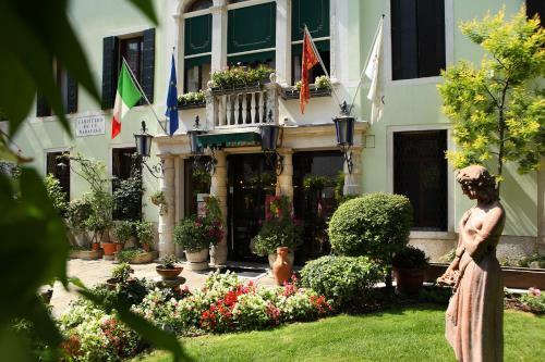 Hotel Pensione Accademia - Villa Maravege