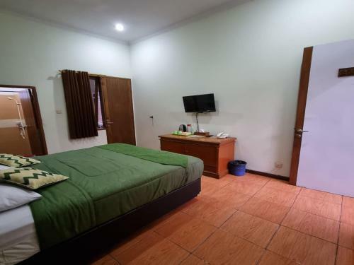 Hotel Hikmat Indah Lembang