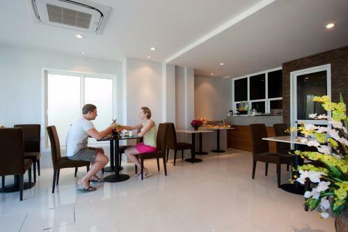 Apartamento La Xenia Kata Beach Hotel