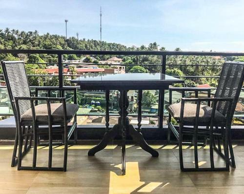 Karon Sea And Sky Apartments