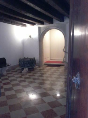 Hostal Amadeus Holidays