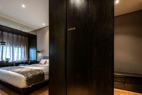 Shuibu Joy Spa Hotel