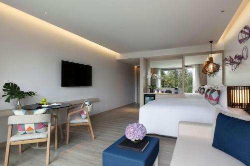 Hotel Avani Plus Khao Lak Resort - Sha Extra Plus