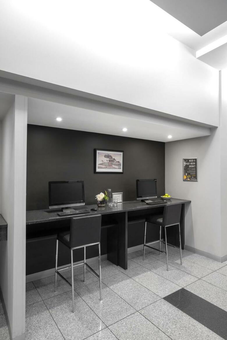 Mantra Tullamarine Hotel