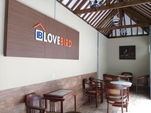 Hotel Wisma Lovebird