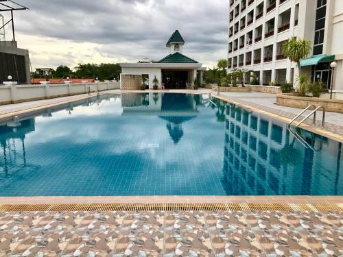Apartamento Naphatsawan Mansion