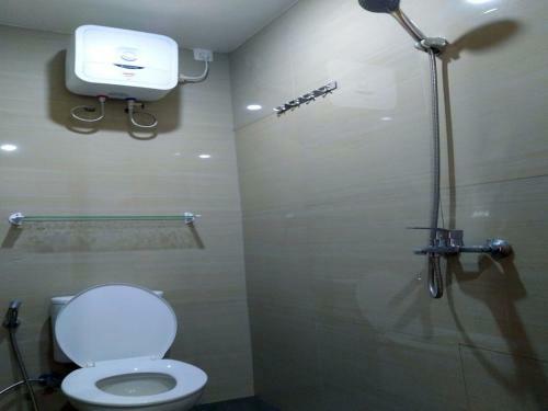 Hostal House Of Nir Female Only