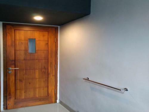 Hostal House Of Nir Female Only