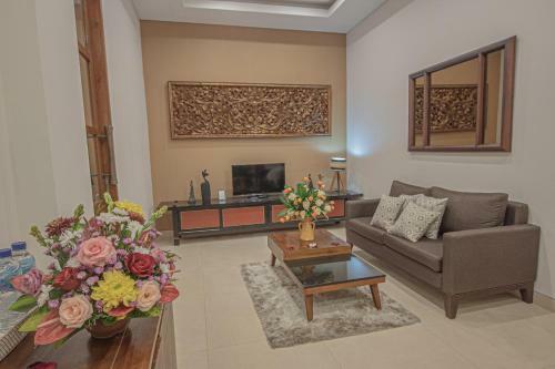 Hidden Seroja Luxury Villa -jungle And River View