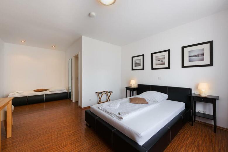 Hotel Messeschlaf