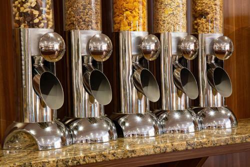 Tiptop Hotel Burgschmiet Garni