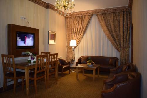 Canary Beach Hotel
