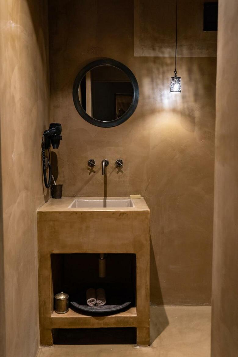 Life Gallery Hotel