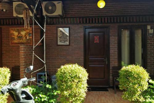 Hotel Monginsidi Home Stay Redpartner