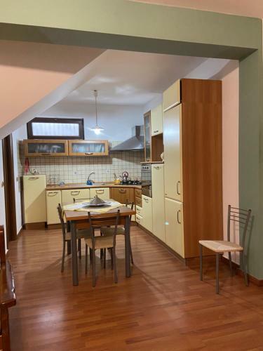 Appartamento In Villa Ottavia