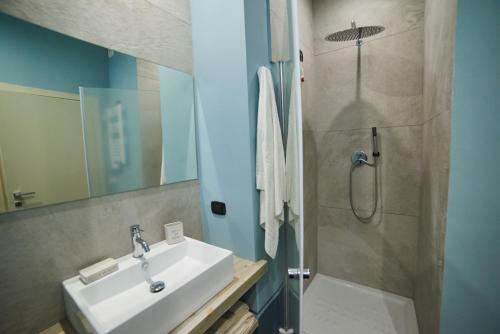 Hostal Al22 Di Piazza Del Ges�