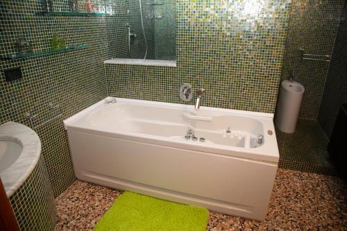 Green Apartment