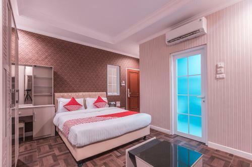 Hotel Oyo 371 Kwitang Guest House