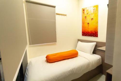 Hotel Front One Residence Syariah Mampang