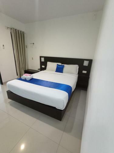 Hostal Puri Maju Hotel