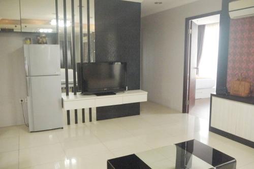 Apatel Apartment Mangga Dua Lt. 11