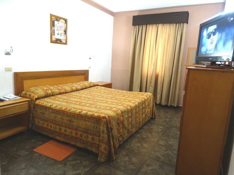 Hotel Astromundo