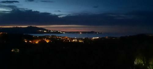 Smeralda Wave - Sea View Apartment