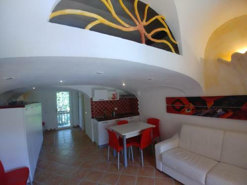 Apartamento Loft Al Mare Con Piscina