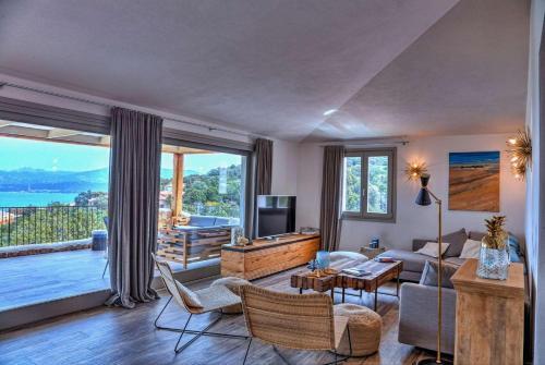 Villa Sea Silence