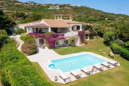 Villa Emerald Shores